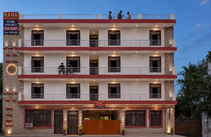 Affordable Hostel in Lucknow with AC & Non-AC Rooms | Rana Youth Hostel